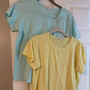 2 Mododoc Shirts Size XS and S blue and yellow